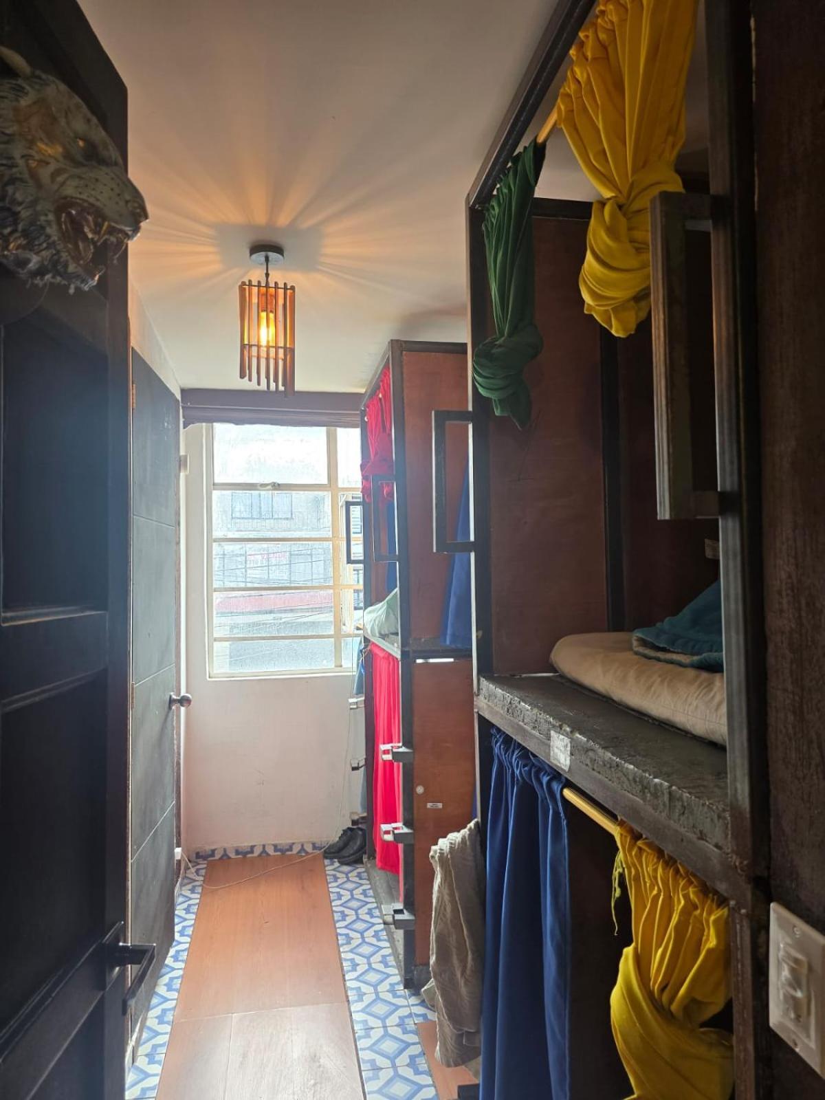 Portelli Hostal Zona G- Para Extranjeros Богота Екстериор снимка
